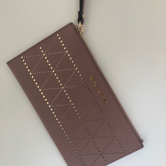 Michael Kors Wristlet - Picture 2 of 3